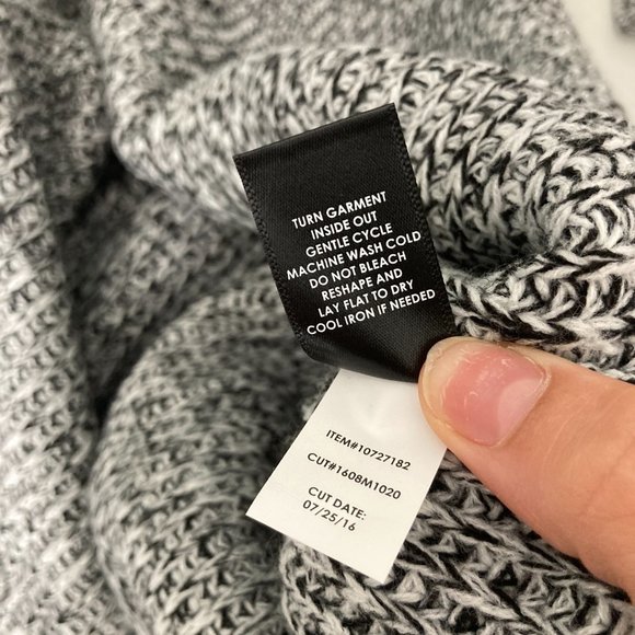 New Torrid Sweater Marled V Neck Tunic Long Sleeve Stretch Size 4 - Picture 6 of 6